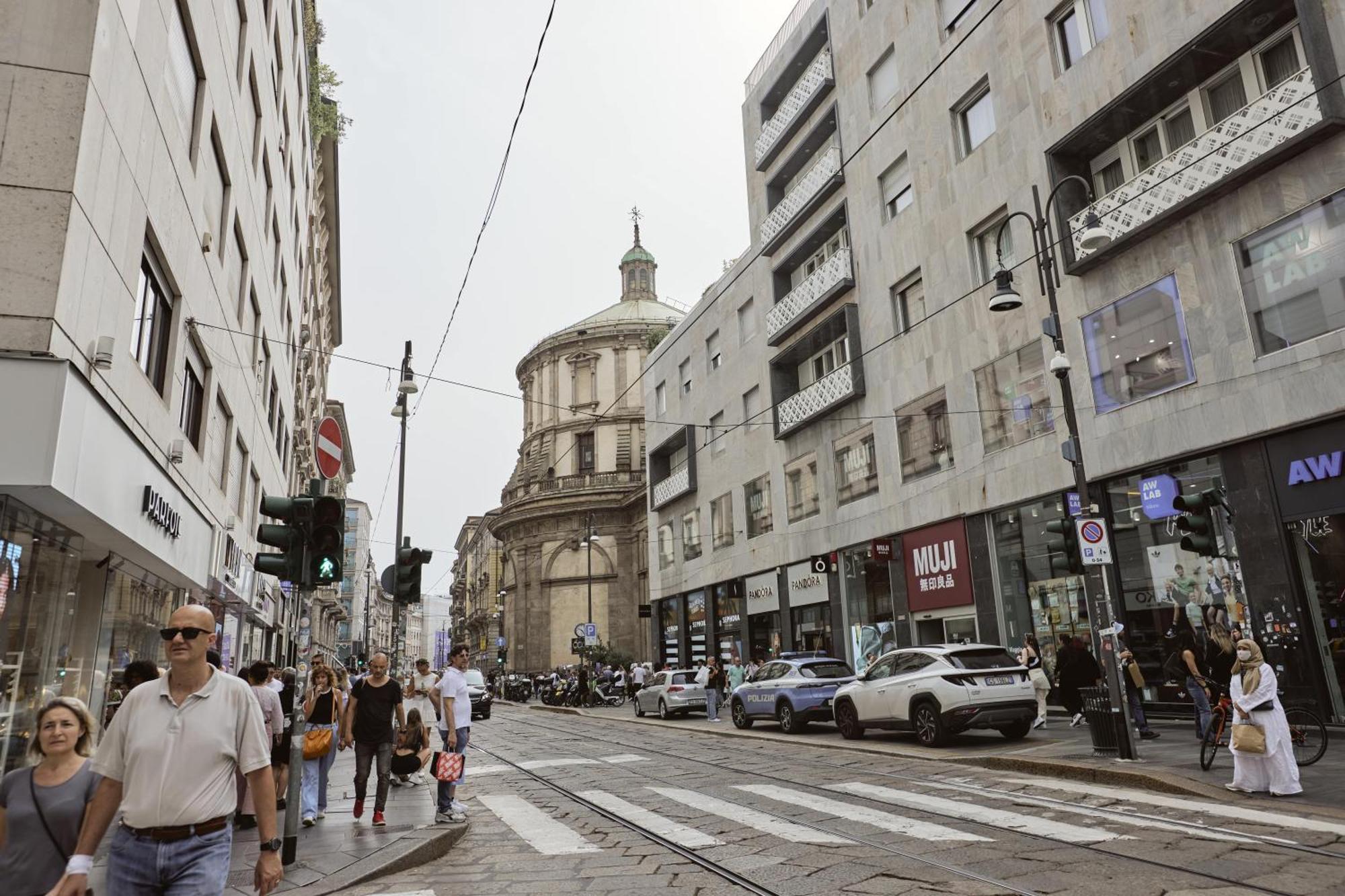 Duomo Cityview Grand Suites ミラノ エクステリア 写真